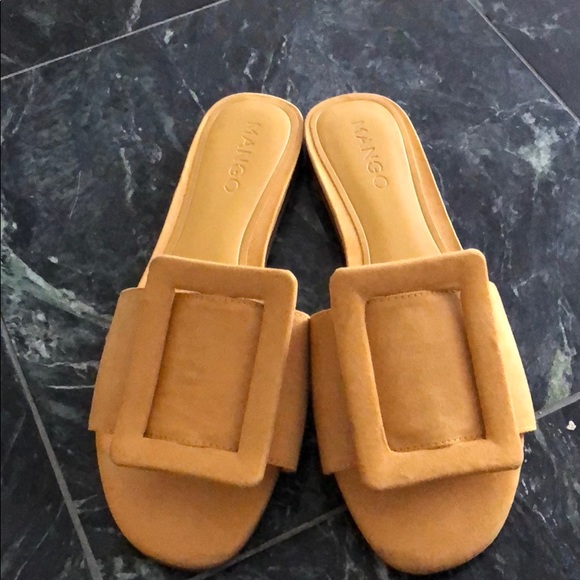 mango buckle flat sandals